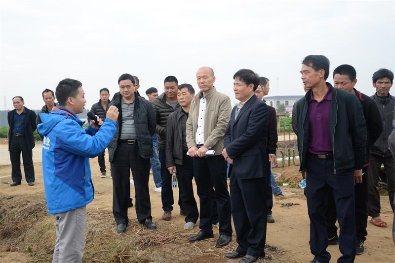 现场介绍.JPG