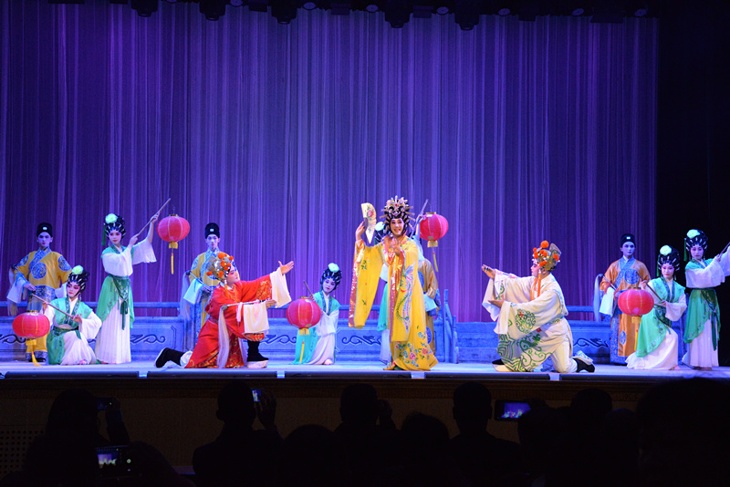 湛江市雷剧艺术传承与发展交流演出在雷州举行
