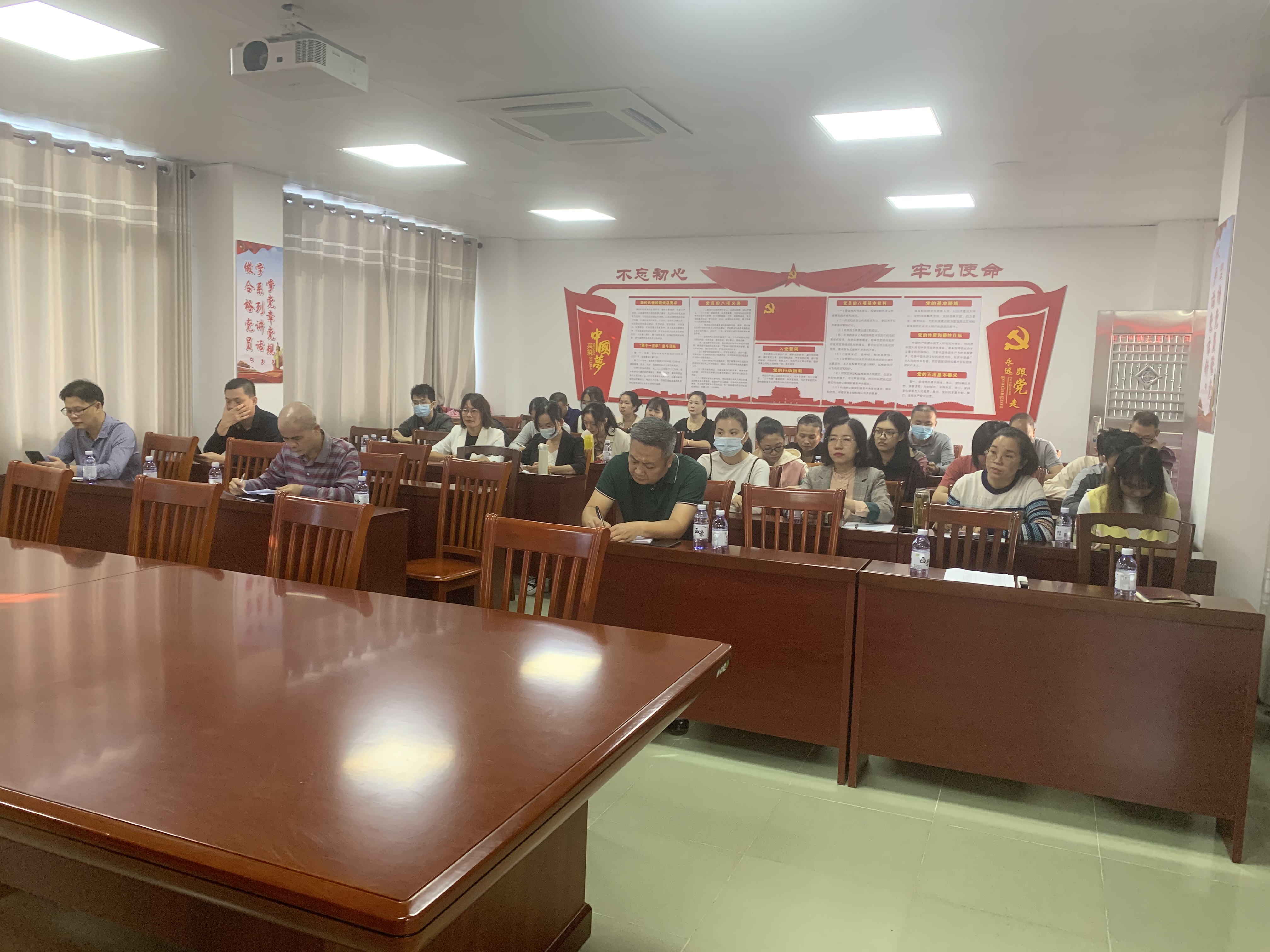 微信图片_20211118172628.jpg