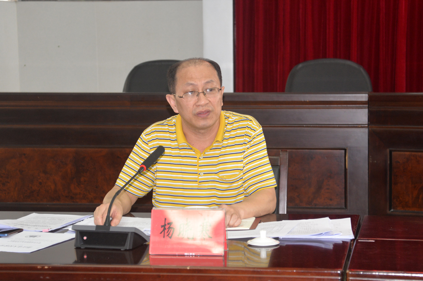 湛江市民政局有关领导发言.JPG